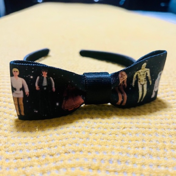 Harveys Seatbelt Bags Star Wars Vintage Figure Hair Bow Headband